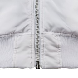 Фото молинии на куртке MA-1 Slim Fit, цвет белый