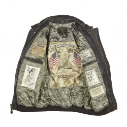 Фото летной кожаной куртки Cockpit Antique Lamb A-2 Jacket, цвет 
коричневый, в растегнутом виде